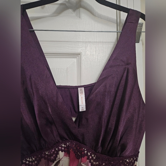Gilligan & O'Malley Purple Floral Nightgown - Picture 3 of 4